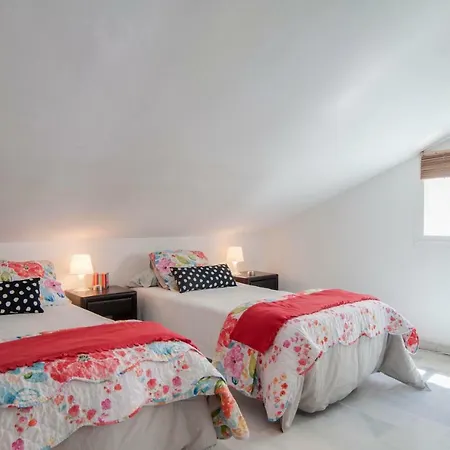 Lovely 3 Bedrooms Apartment! *